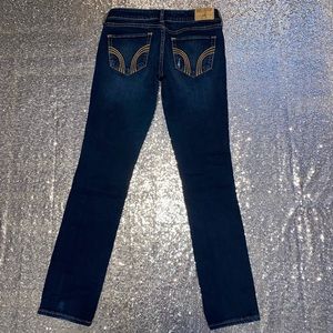 ‼️ SALE Hollister Jeans in 3S 26W 31L